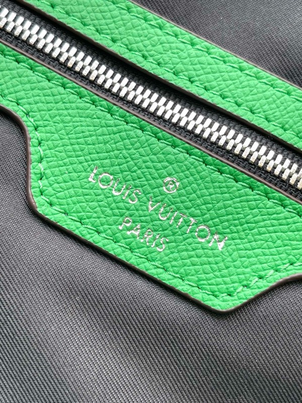 Louis Vuitton Keepall Bandouliere 45 Green 17.7in/45cm M31046