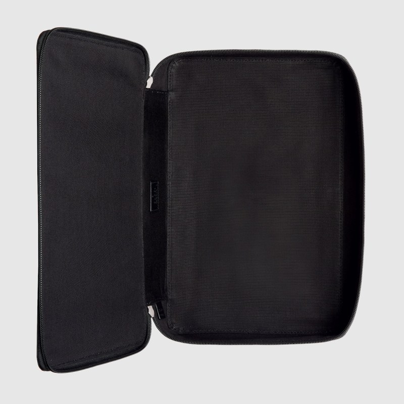Gucci Large Packing Cube Black 13.2in/33.5cm 726669 KGD0N 1000