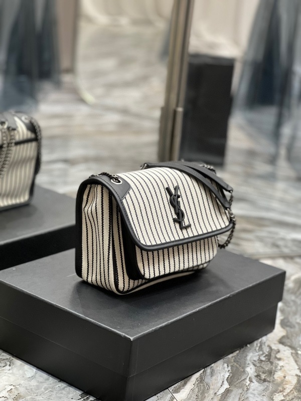 Saint Laurent Niki Small Bag White For Women‎ 8.7in/22cm