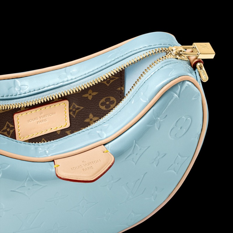 Louis Vuitton Croissant PM Sky Bag For Women M24021- 21 Cm/ 8.3 Inches