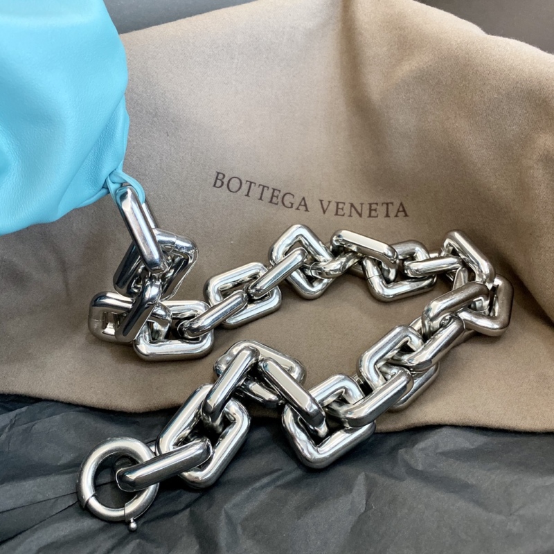 Bottega Veneta Chain Pouch Red, For Women, Women’s Bags 12.2in/31cm