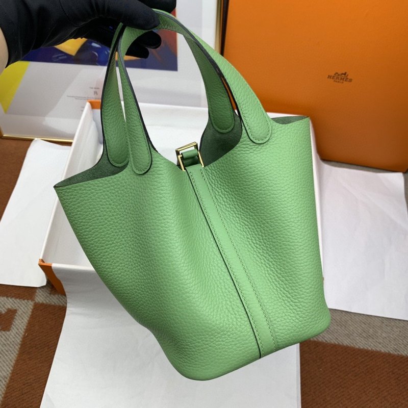 Hermes Picotin Lock 18 Bag Light Green With Gold-Toned Hardware For Women, Women’s Handbags 7.1in/18cm