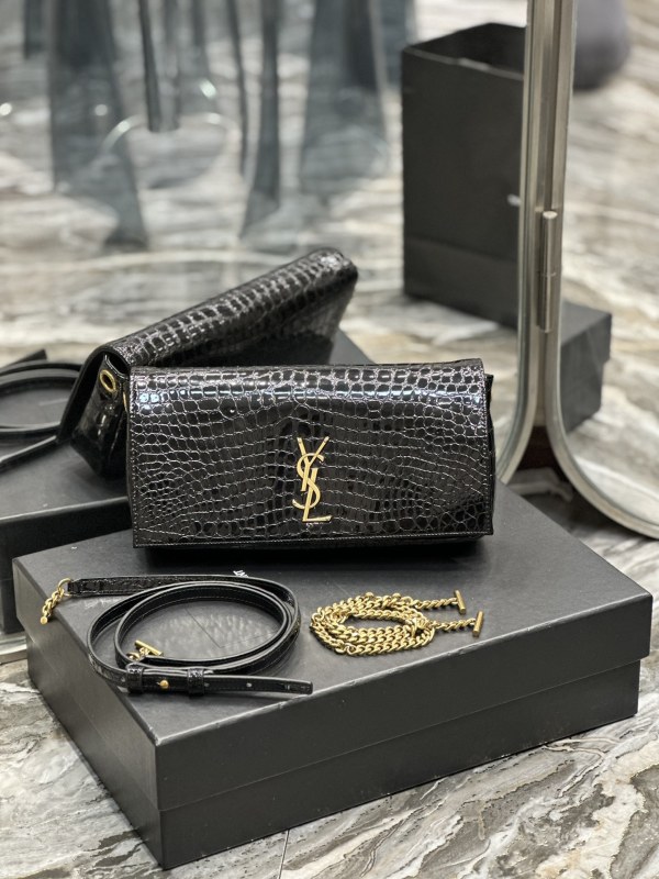 Saint Laurent Cassandre Phone Holder Black For Women‎ 10.2in/26cm