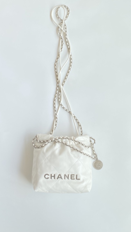 [True-to-ORIGINAL] Chanel 22 Mini Bag Silver Tone White For Women 7,1in/18cm