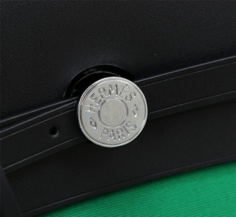 Hermes Buckle Lock Shape Striped Green, Silver Toned Hardware Bag For Women, Women’s Handbags, Shoulder Bags 10.8in/30cm