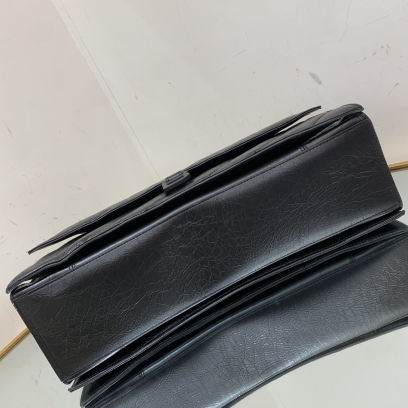 Balenciaga Crush Large Chain Bag Quilted In Black For Women 15.7in/ 40cm