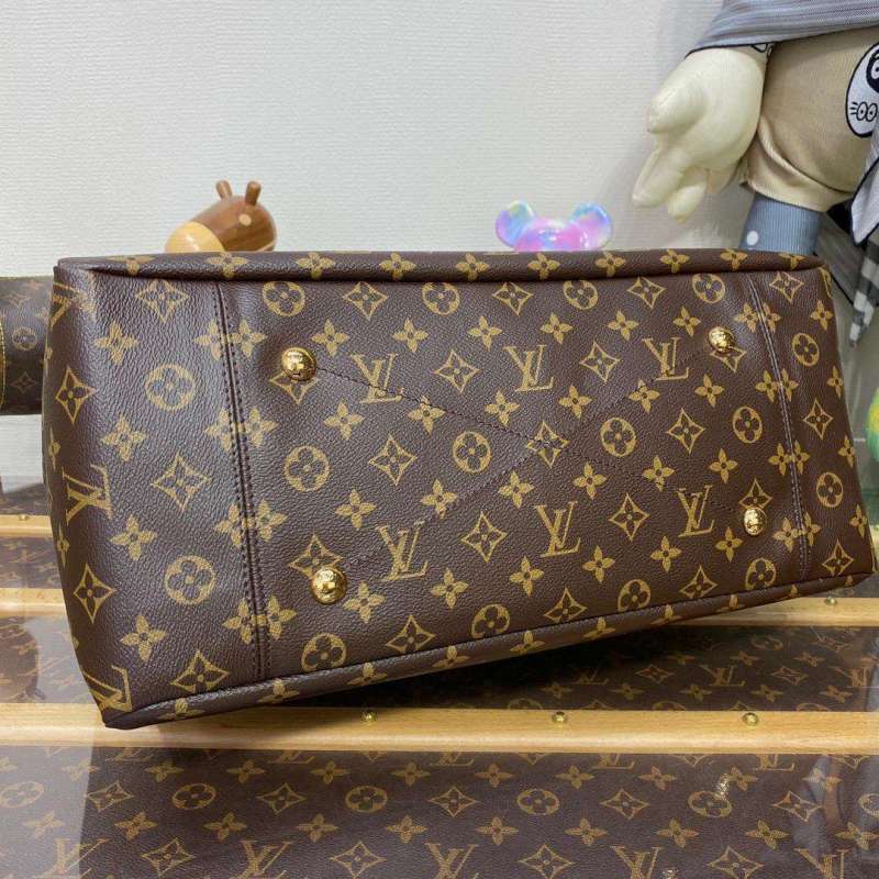 Louis Vuitton Artsy MM Monogram Canvas Brown For Women 16.1in/41cm LV M44869