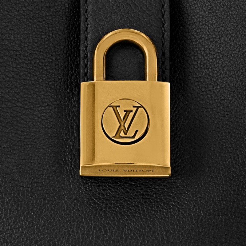 Louis Vuitton Low Key Shoulder Bag Black For Women 10 Inches/ 26 Cm M24611
