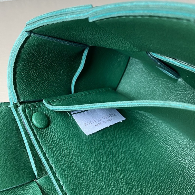 Bottega Veneta Belt Cassette Dark Green, For Women, Women’s Bags 6.9in/17.5cm