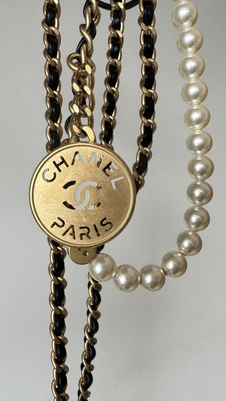 [True-to-ORIGINAL] Chanel 22 Mini Bag Gold Tone Black For Women 7,1in/18cm