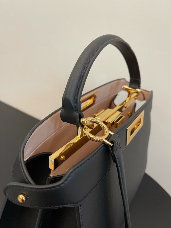 Fendi Peekaboo ISeeU Petite Black Small Bag For Woman 20cm/8in