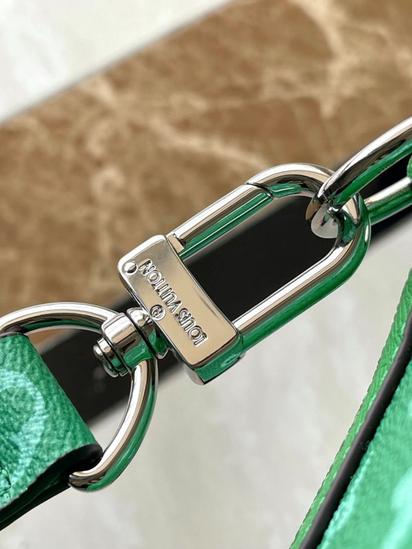 Louis Vuitton Keepall Bandouliere 45 Green 17.7in/45cm M31046