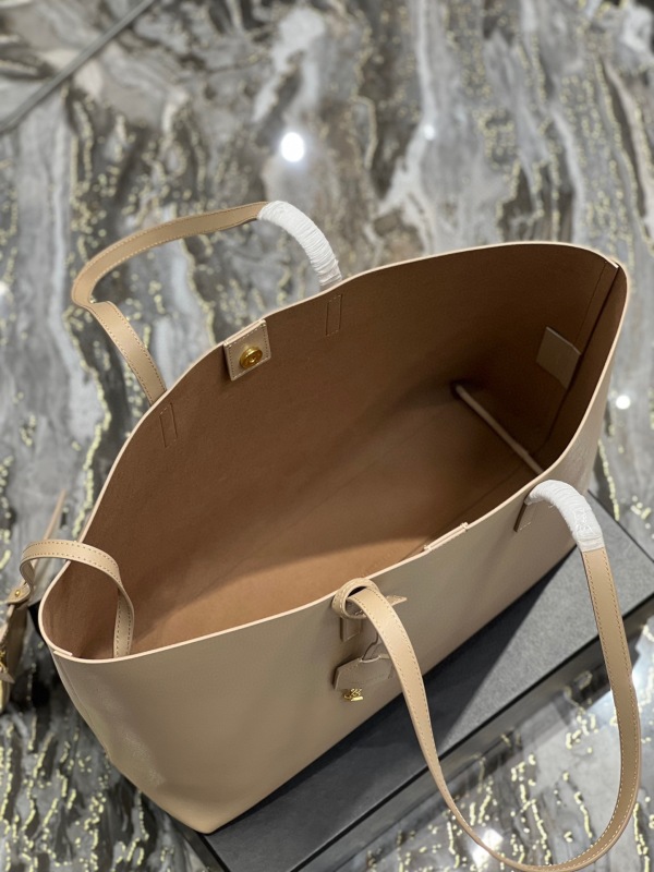 Saint Laurent Ew In Supple Black/Beige For Women‎ 14.5in/37cm 600281CSV0J1000