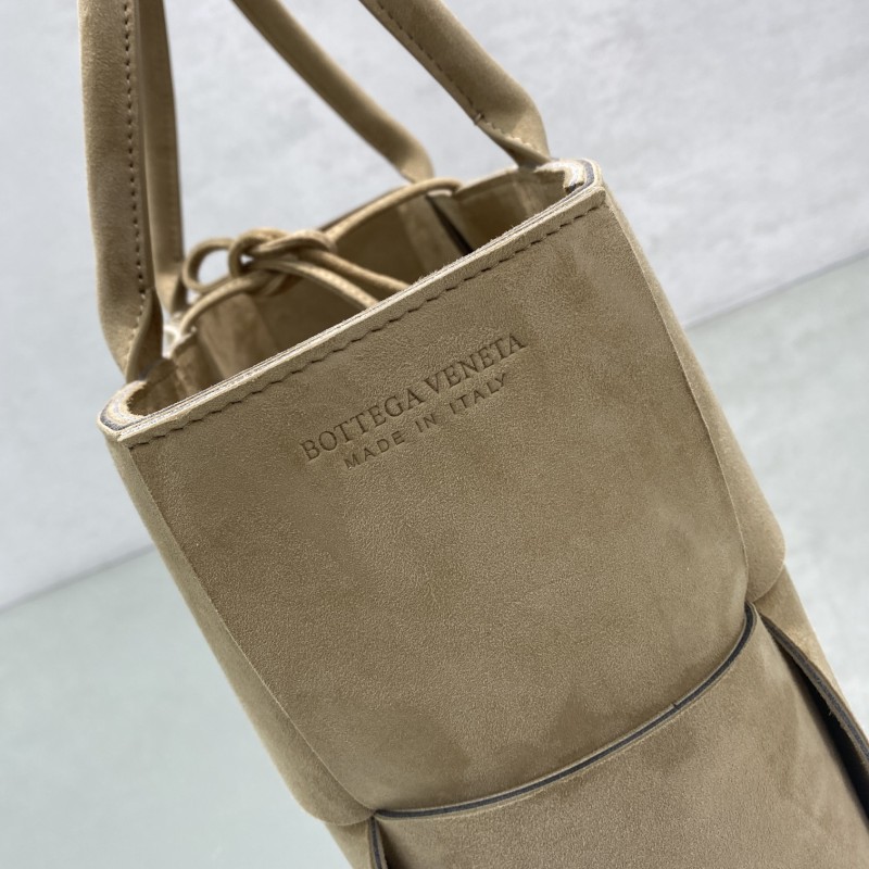 Bottega Veneta Small Arco Tote Bag Brown, For Women, Women’s Bags 14.2in/36cm