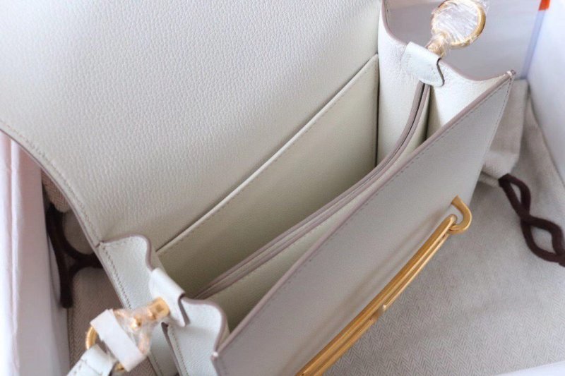 Hermes Evercolor Sac Roulis 23 White For Women, Women’s Handbags, Shoulder Bags 9in/23cm