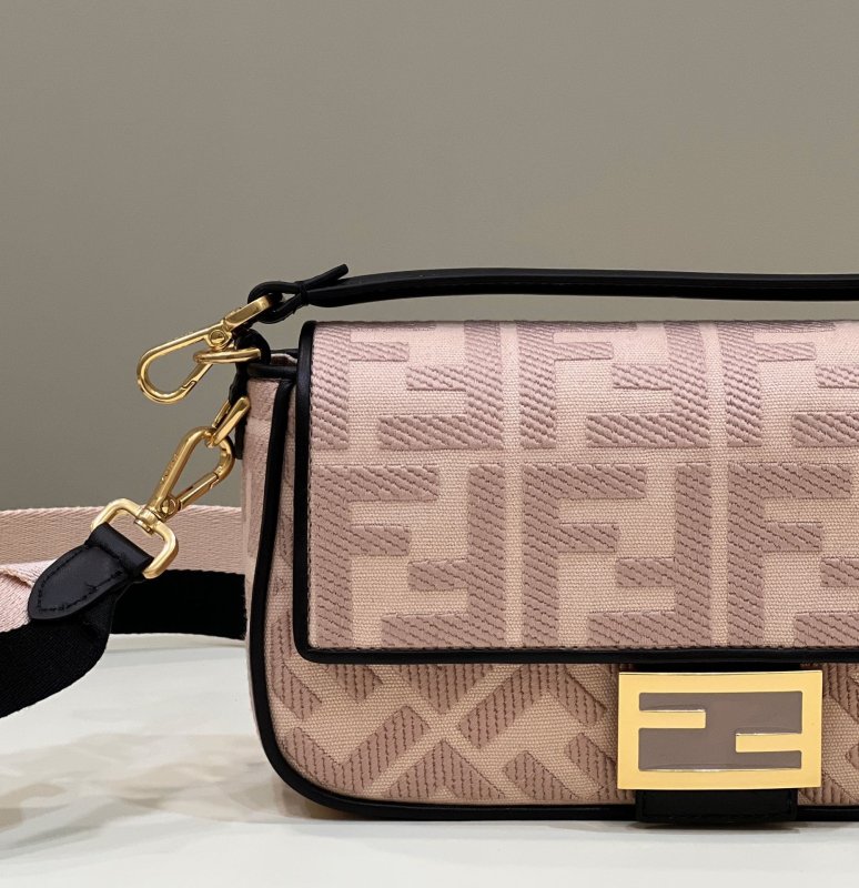Fendi Baguette Light Pink For Women, Women’ Handbags, Shoulder And Crossbody Bags 10.6in/27cm FF 8BR600