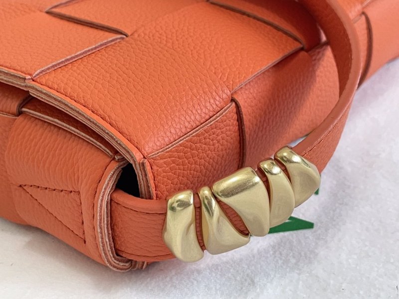 Bottega Veneta Cassette Orange, For Women, Women’s Bags 9.1in/23cm