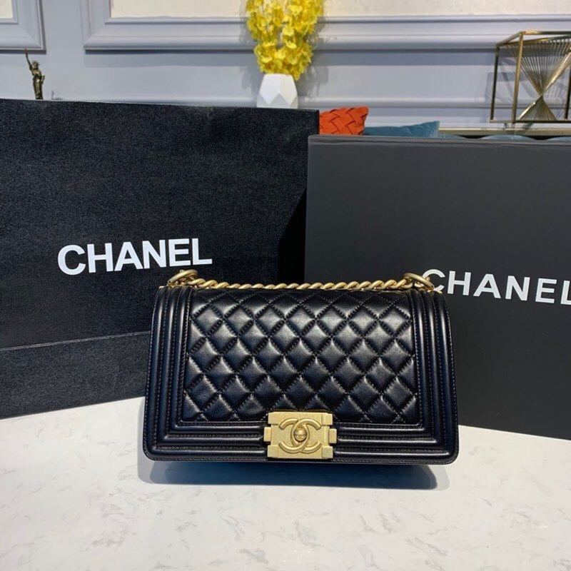 Chanel Boy Handbag Gold Toned Hardware Black For Women, Women’s Bags, Shoulder And Crossbody Bags 9.8in/25cm A67086