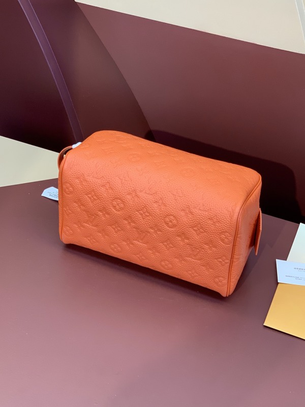 Louis Vuitton Dopp Kit Orange 28cm/ 11 in