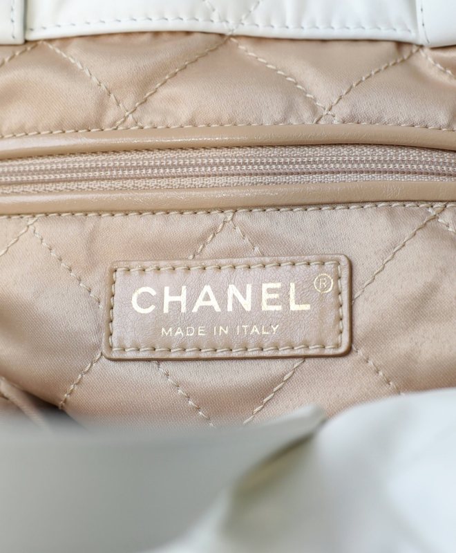 Chanel Large CHANEL 22 Backpack White For Women, Women’s Bags 19.9in/51cm AS3313 B08037 10601