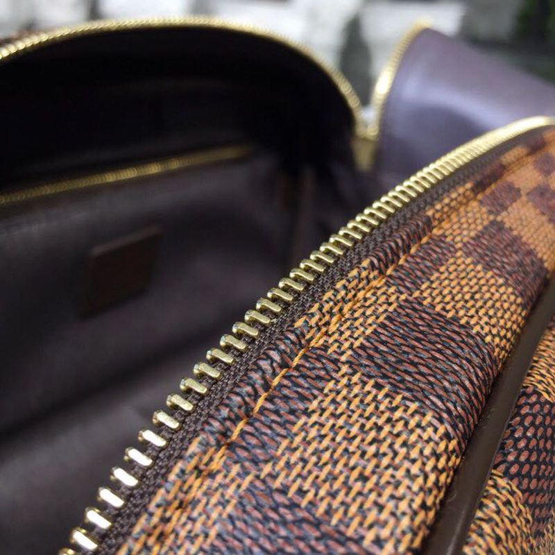 Louis Vuitton King Size Toiletry Damier Ebene Canvas For Men, Travel Bags 11in/28cm LV N47527
