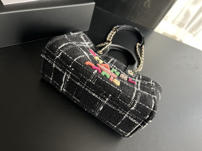 Chanel Large Shopping Bag Black For Women 19.5in/50cm A66941