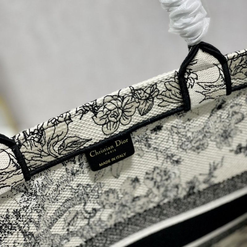 Christian Dior Large Dior Book Tote de Jouy Flowers Embroidery, Black/Beige, For Women Women’s Handbags, Shoulder Bags, 42cm CD M1286ZTQW_M808