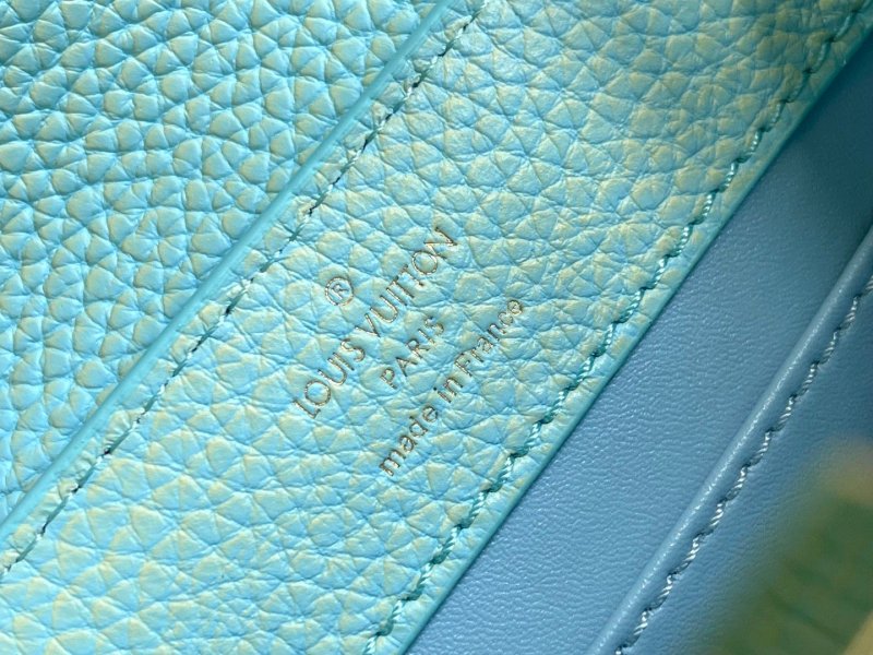 Louis Vuitton Capucines Mini White For Women, Women’s Handbags, Shoulder Bags And Crossbody Bags 8.3in/21cm LV M59850