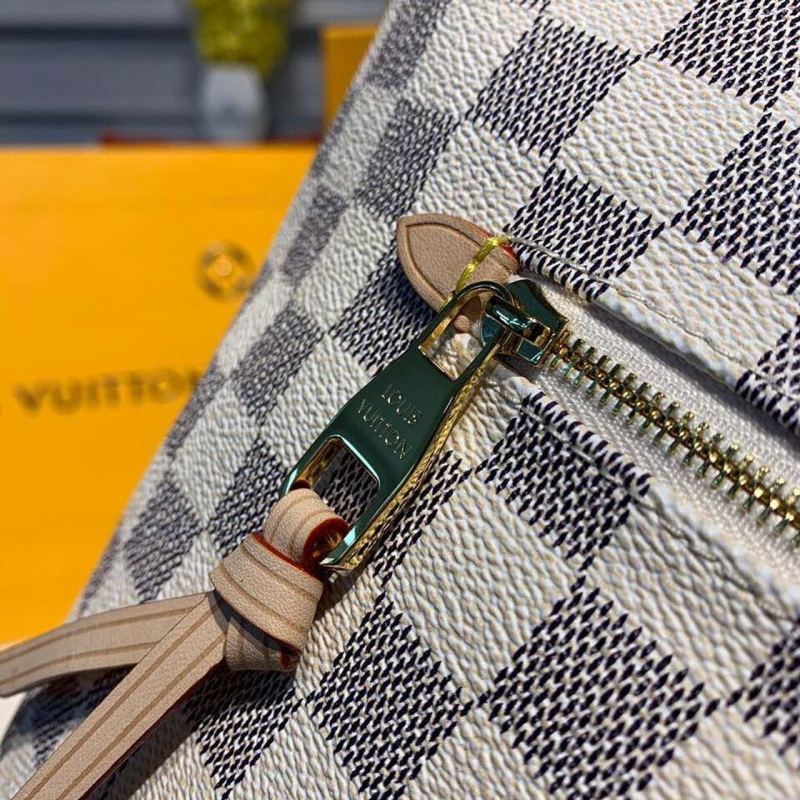 Louis Vuitton Lena MM Damier Azur Canvas For Women, Women’s Handbags, Shoulder Bags 13in/33cm LV N44040