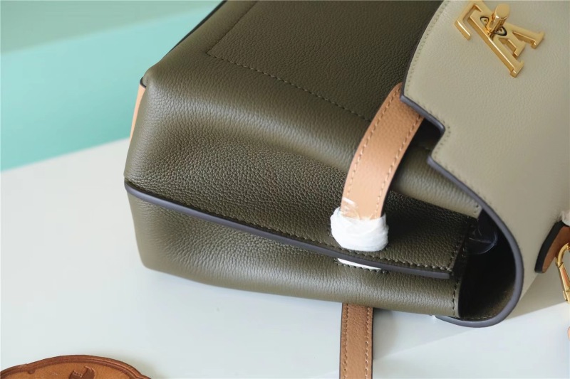 Louis Vuitton Lock Me Ever BB Shouder Bags Green Khaki For Women 11.02in/28cm M20797