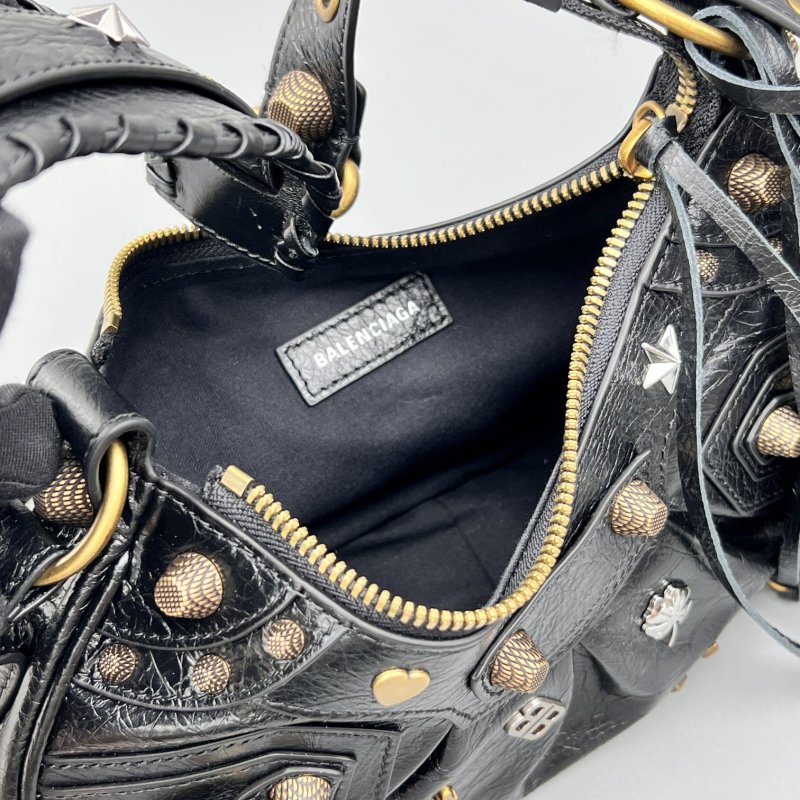 Balenciaga Le Cagole Shoulder Bag Black For Women‎ 10in25.5cm