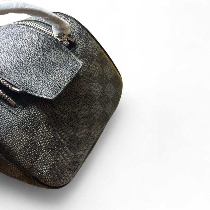 Louis Vuitton King Size Toiletry Damier Graphite Canvas For Men 11in/28cm LV