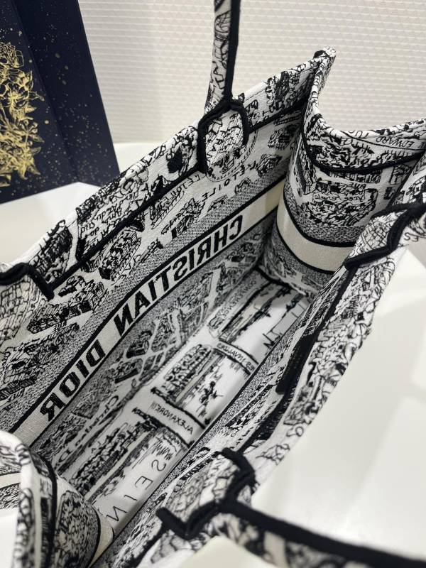 Dior Medium Dior Tote Bag Black And  For Women 14in/ 36cm M1296ZOMP_M041