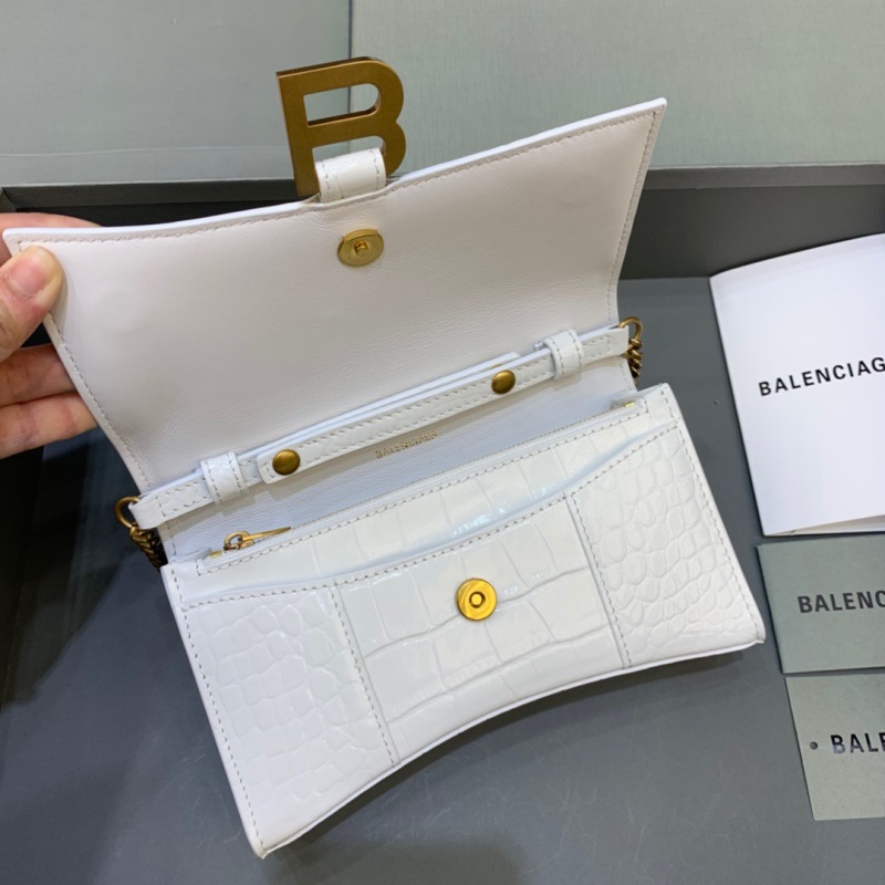 Balenciaga Hourglass Wallet On Chain in White, For Women, Women’s Bags 7.6in/19cm 6560501LRGM9016