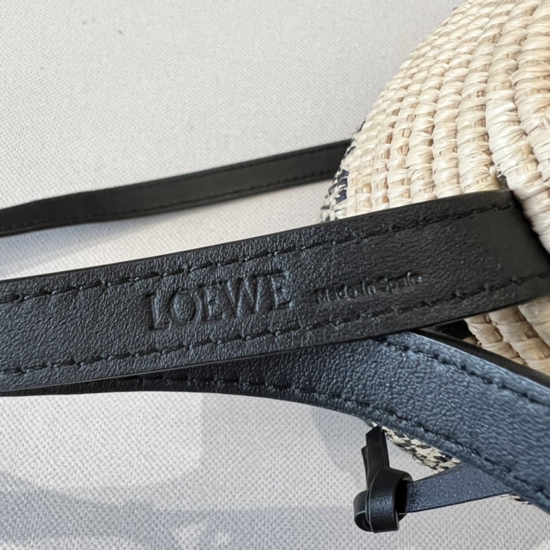 Loewe Beehive Basket Bag Beige/Black For Women 7.9in / 20cm