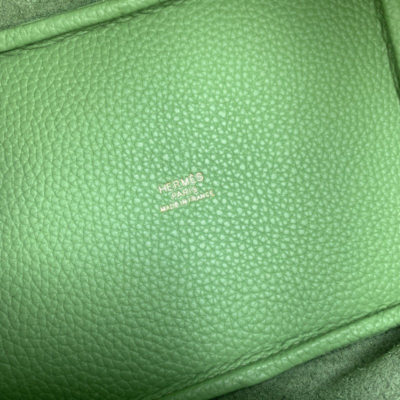 Hermes Picotin Lock 18 Bag Light Green With Gold-Toned Hardware For Women, Women’s Handbags 7.1in/18cm