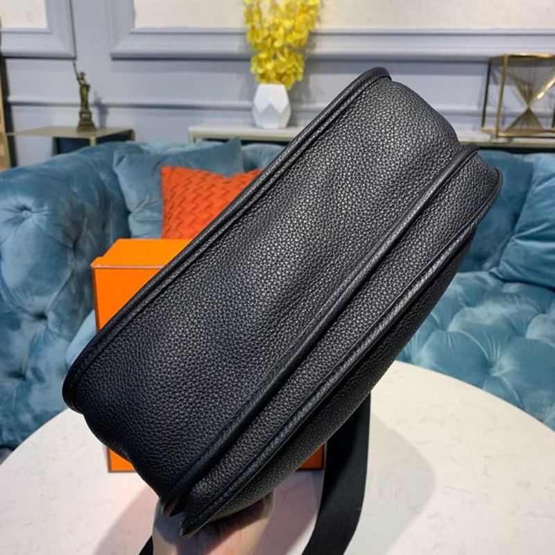 Hermes Evelyne III 29 Bag Black With Silver-Toned Hardware For Women, Women’s Shoulder And Crossbody Bags 11.4in/29cm H056277CK89