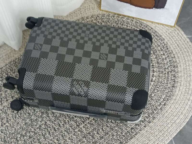 Louis Vuitton Horizon 55 Damier Graphite Grey Women’s Luggage 21.7in/55cm
