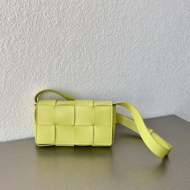 Bottega Veneta Belt Cassette Acid Kiwi, For Women, Women’s Bags 7in/18cm 668572VMAY17301
