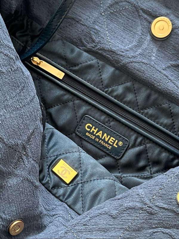 Chanel 22 Small Handbag Dark Blue/ Dark Grey For Women 37cm / 14.4in AS3260