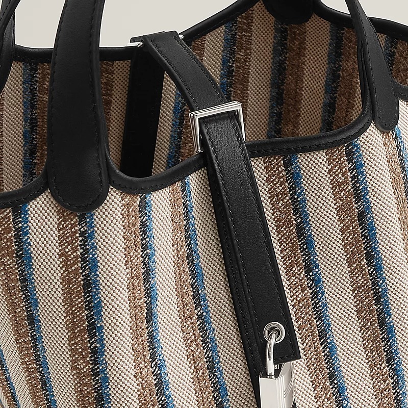 Hermès  Picotin Lock 18 Handbag