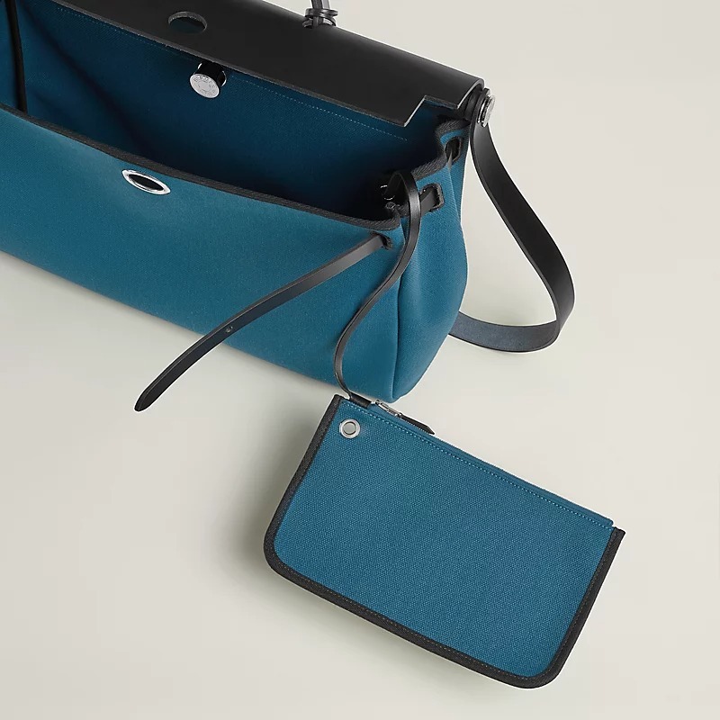 Hermès  Herbag Messenger 39 Travel Bag