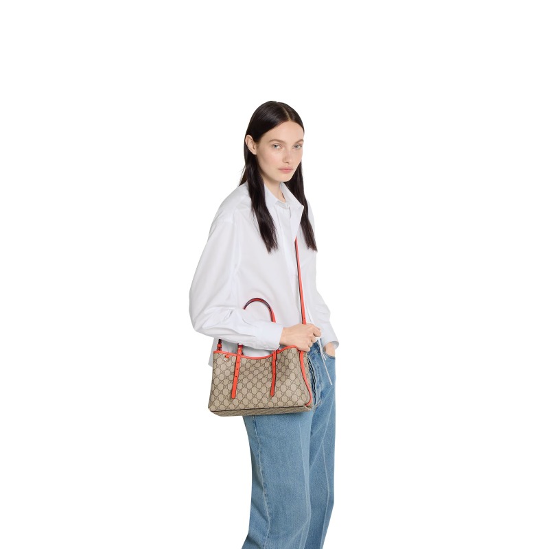 Gucci GG Emblem medium tote bag