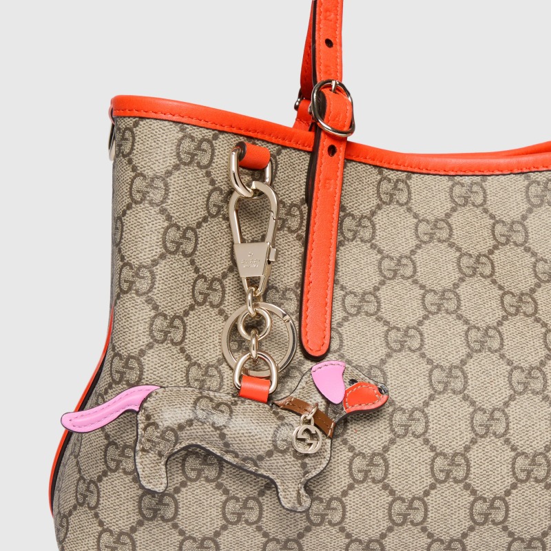 Gucci GG Emblem medium tote bag