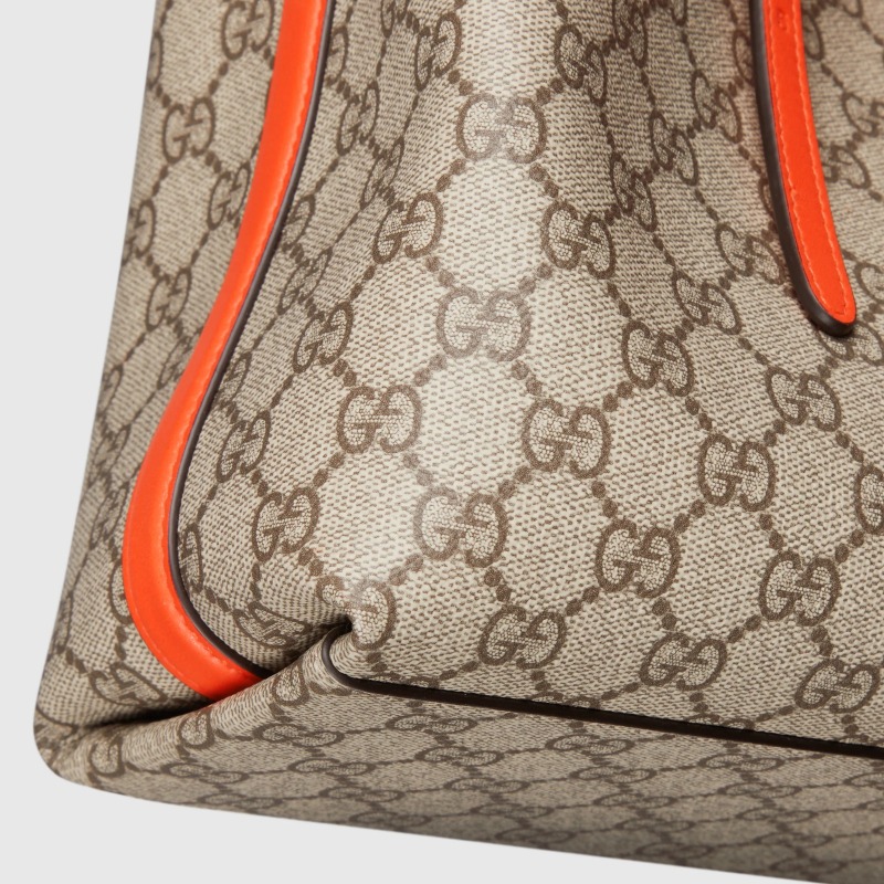 Gucci GG Emblem medium tote bag