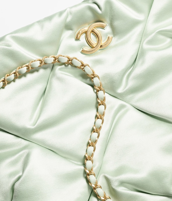 Chanel 2024/25 Métiers d’art Large Pouch Bag