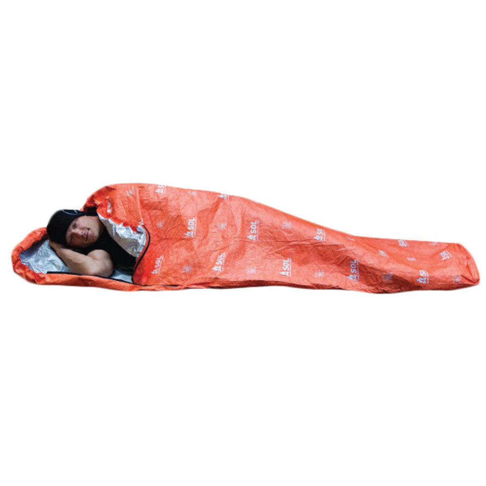 Emergency insulation blanket