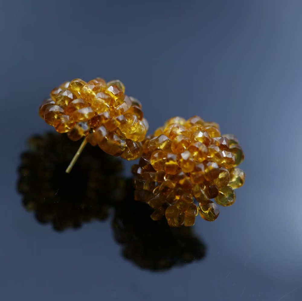 Natural whisky yellow hand-woven flower style citrine crystal earrings, fashionable and versatile women's earrings