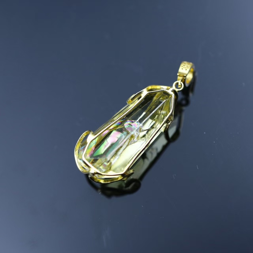 Fashionable cross-section conformal rainbow Acestelle silver set with citrine crystal pendant