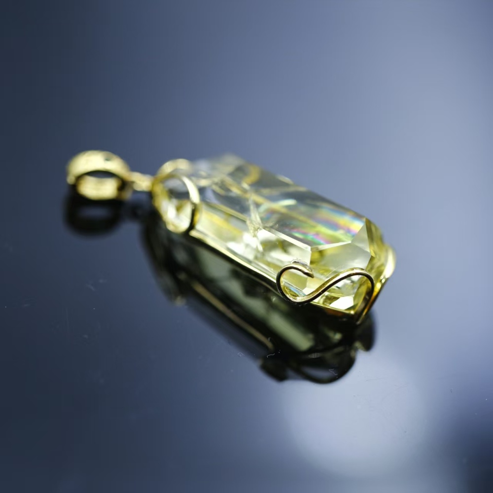 Fashionable cross-section conformal rainbow Acestelle silver set with citrine crystal pendant